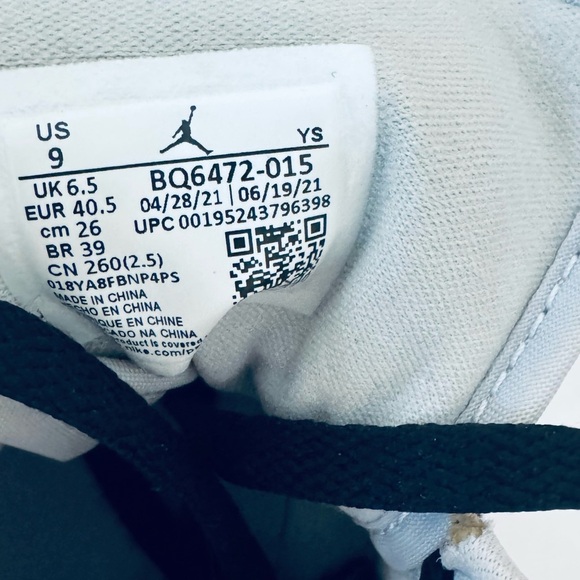 Nike Air Jordan Gray and White High-Tops - Picture 11 of 12